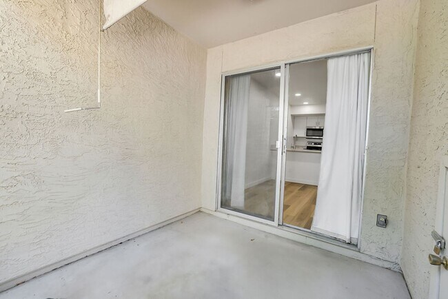 Building Photo - Beautiful Mesa Rental!