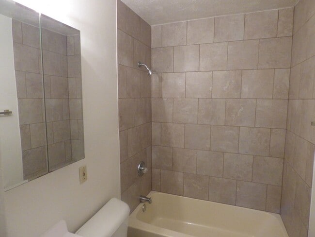 Building Photo - 308 Pursley Dr