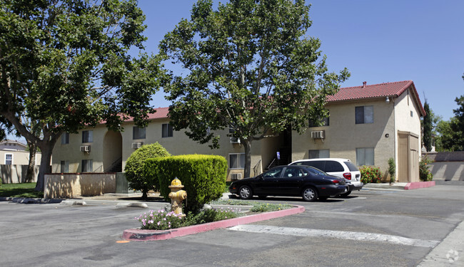 Primary Photo - Merrill Apartments