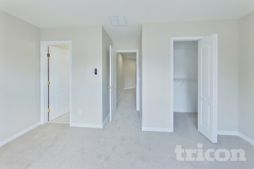 Building Photo - 1708 Portcastle Cir