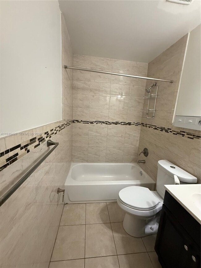 Building Photo - 11417 NW 87th Pl