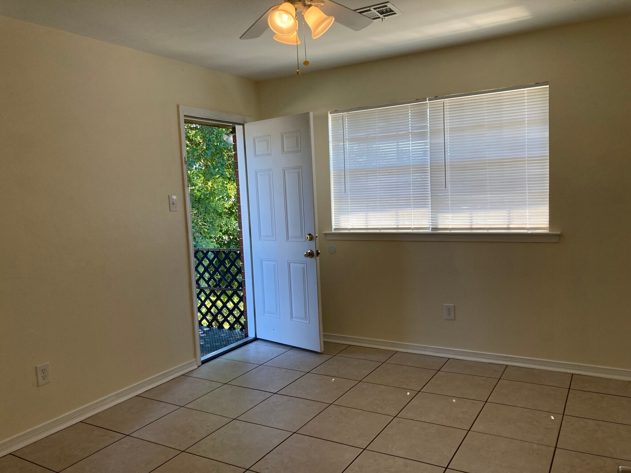 Second Bedroom - 1114 Williams Blvd