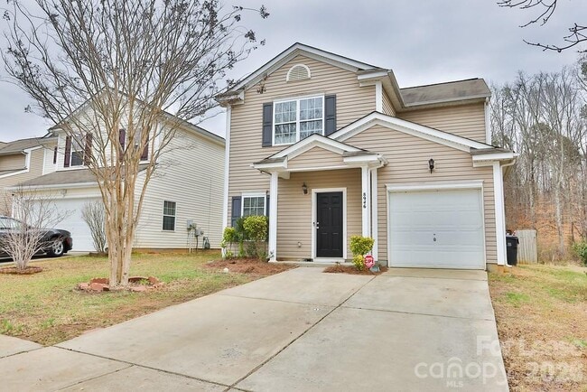 Building Photo - 8946 Chalkstone Rd