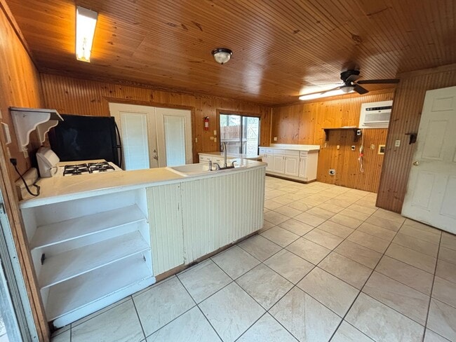 Building Photo - Near Cross Lake, Huge Lot (1/2 OFF 1ST MONTHS RENT)