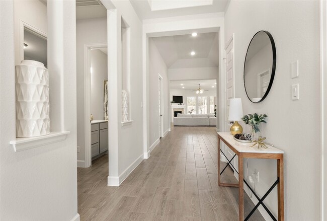 Building Photo - 508 Stella Beth Way