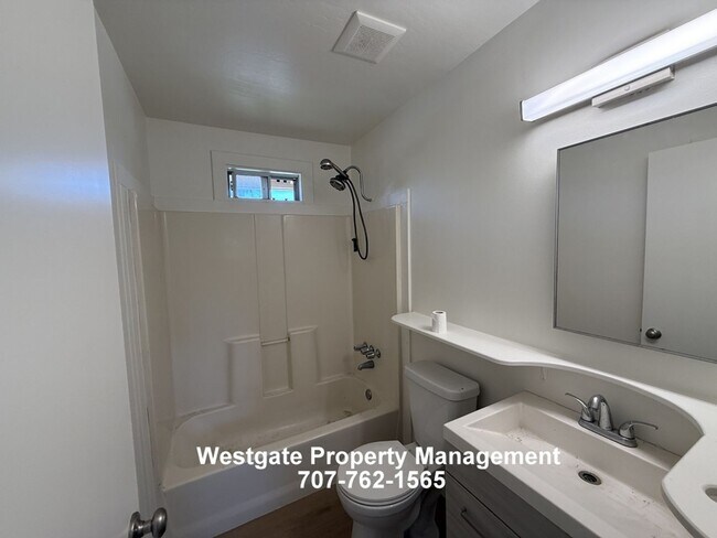 Building Photo - 1340 Ramona Ln
