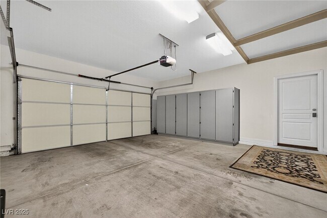 Building Photo - 551 Via Ripagrande Ave