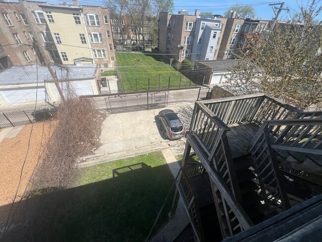 Building Photo - 1416 E 68th St