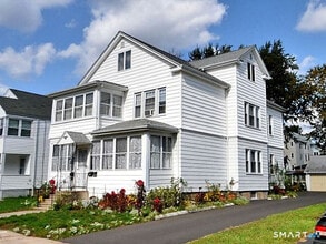 Building Photo - 183 Columbia St