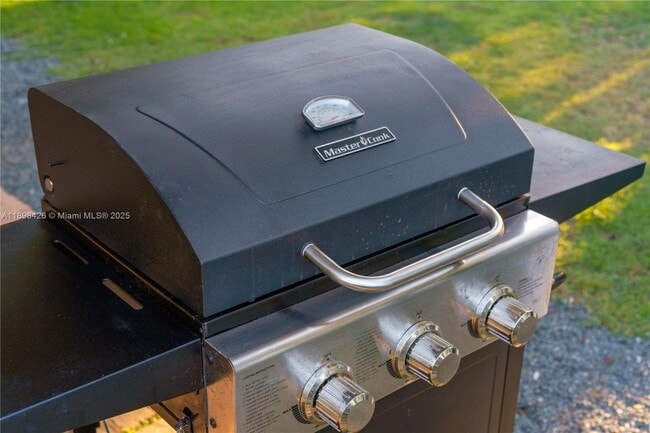 Building Photo - 29880 SW 183rd Ct