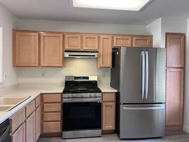 Building Photo - Sun City Summerlin - Remodeled Town-home