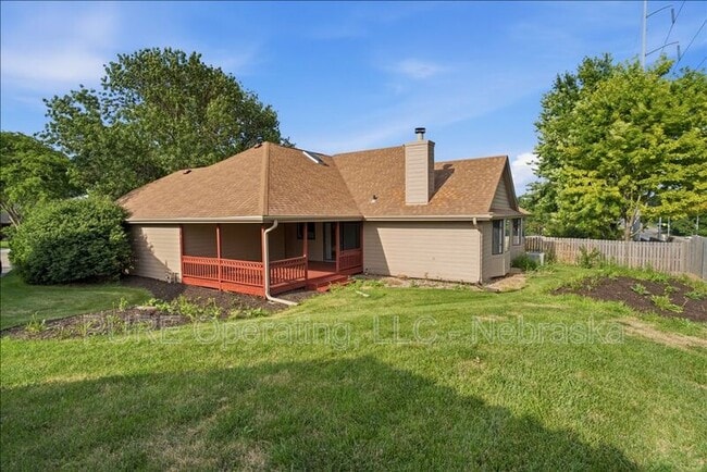 Building Photo - 15527 Mason Cir