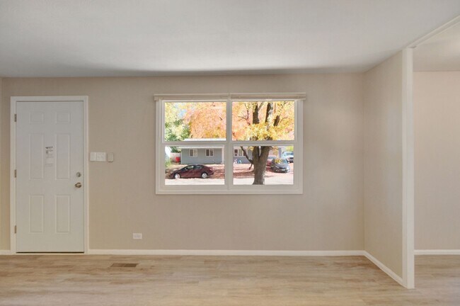 Building Photo - 1507 Thornton Dr