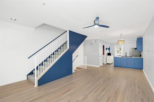 Building Photo - 40 N Hyer Ave