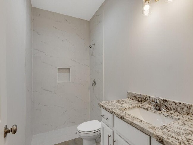 Building Photo - 2505 87th Ave