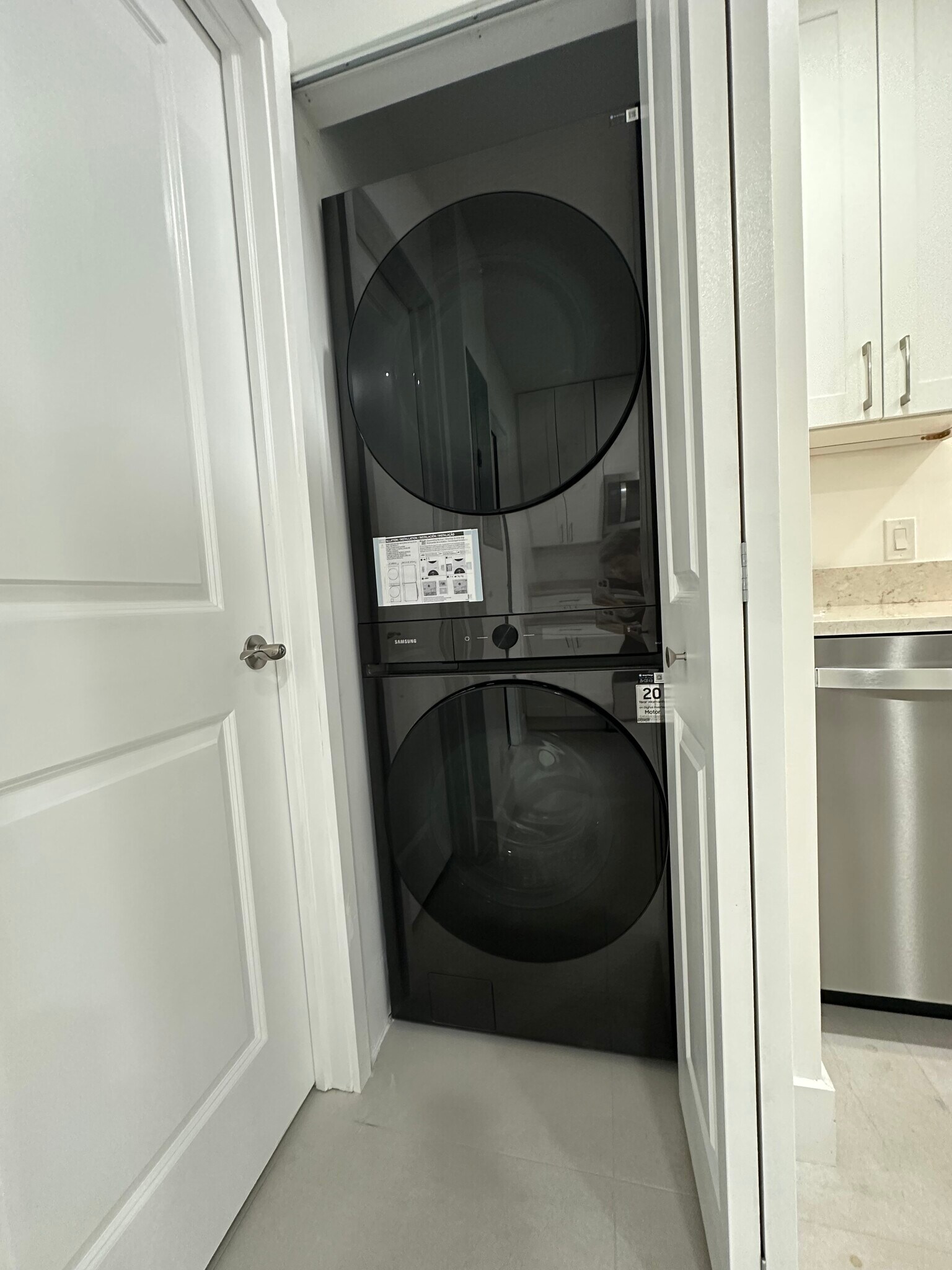 Building Photo - 2112 Garfield St