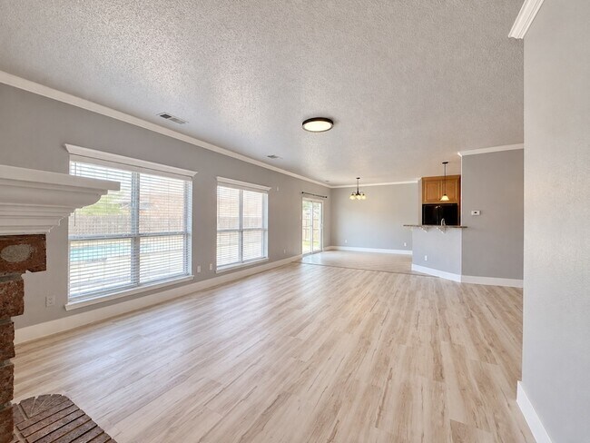Building Photo - 5709 Parkwood Trail