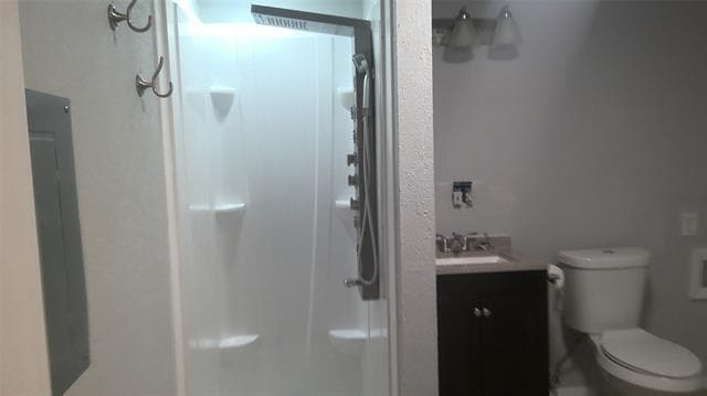 Building Photo - 410 Rosewood Hills Dr