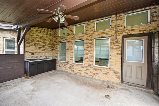 Building Photo - 6326 Grand Drift Ct
