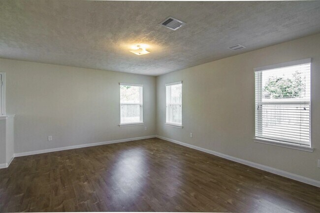 Building Photo - 911 Running Creek Court