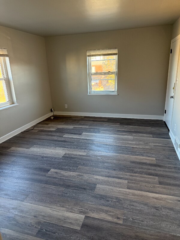 Building Photo - 4531 Roth Ave