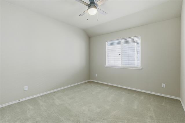 Building Photo - 9028 Manana St