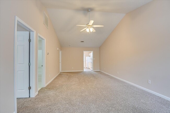 Building Photo - 616 Brook Trail