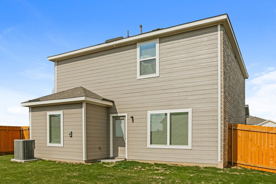 Building Photo - 422 Watson Ct