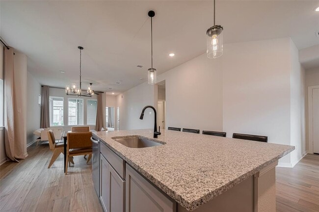Building Photo - 16331 Verbena Glen Dr