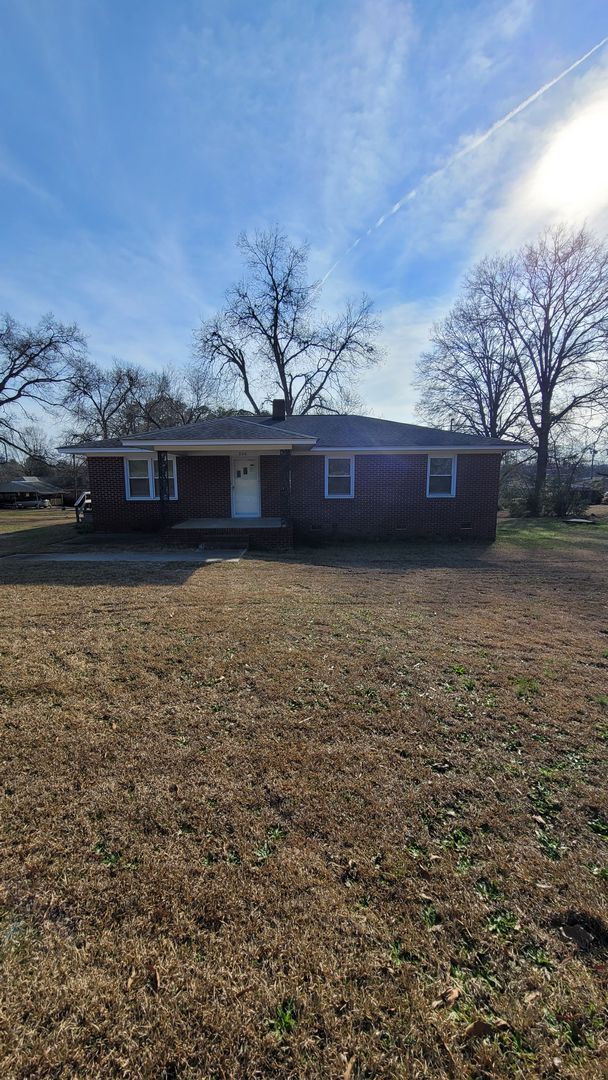 Building Photo - 206 Columbia Ave