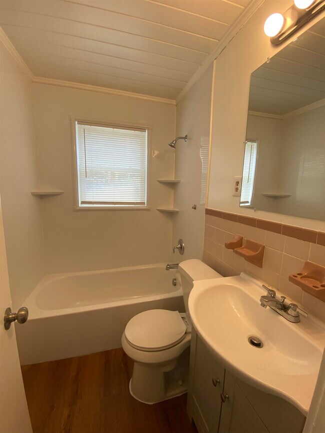 Building Photo - 2811 Sand Dunes Dr