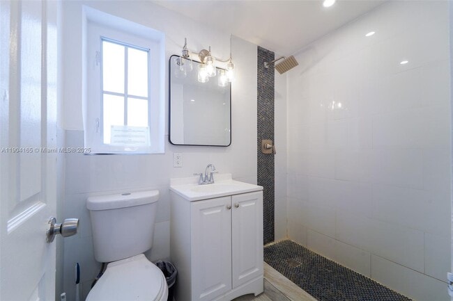 Building Photo - 1538 Jefferson Ave