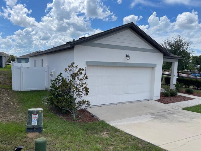 Building Photo - 865 Orchid Grove Blvd