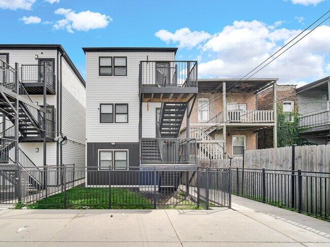 Building Photo - 6444 S Evans Ave