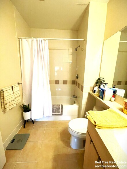 Building Photo - 3 Repton Cir