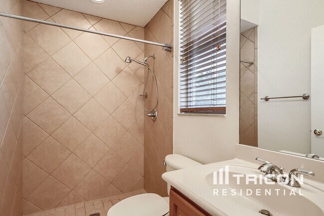 Building Photo - 3342 Gambel Oak Ct