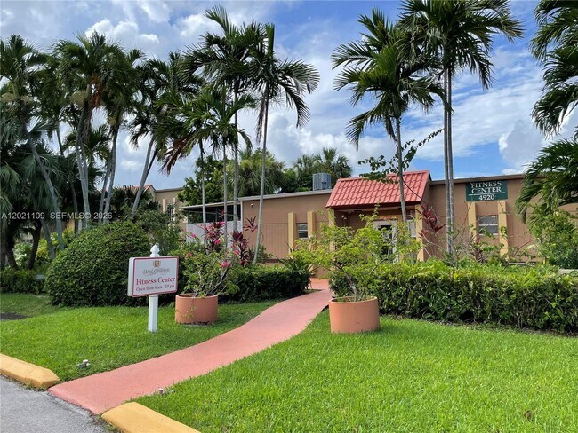 Building Photo - 4920 NW 79th Ave
