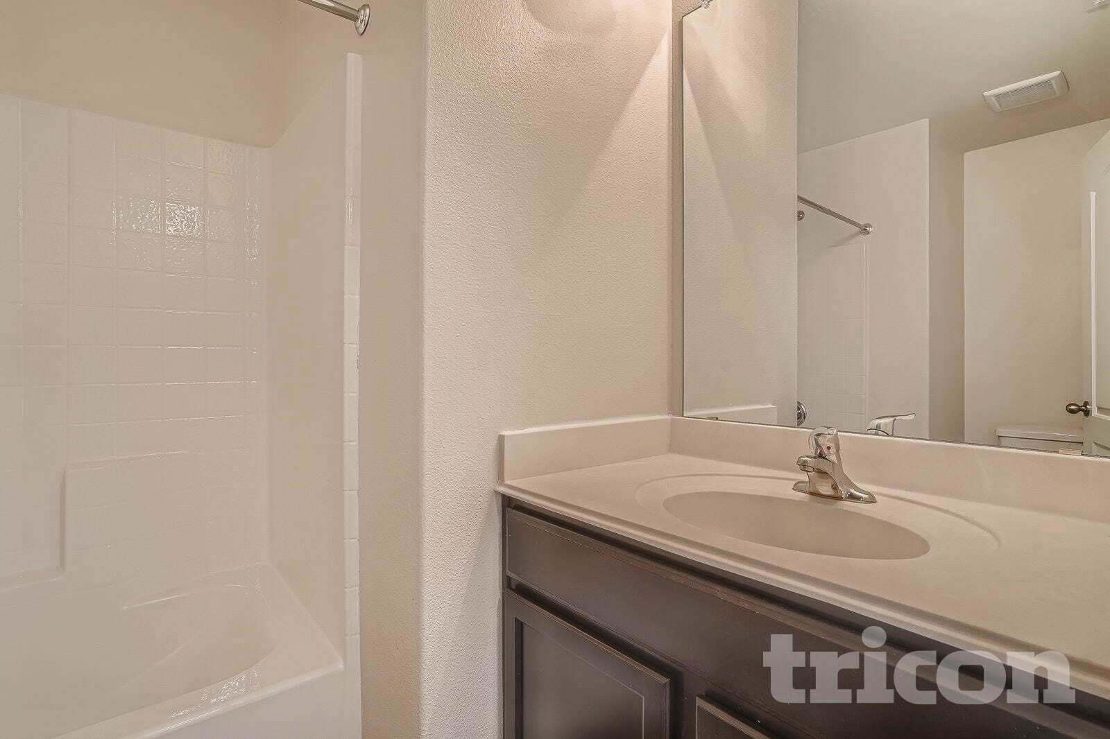 Building Photo - 1367 Barrel Dr