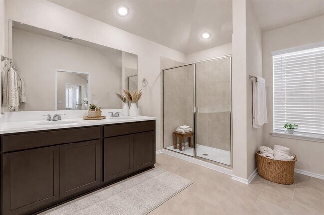 Building Photo - 9200 Furman Dr