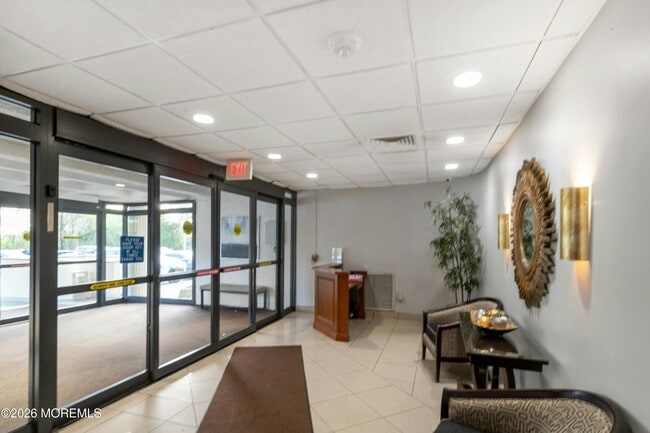 Building Photo - 1 Scenic Dr