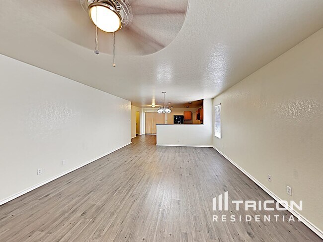 Building Photo - 4422 Waldon Pond