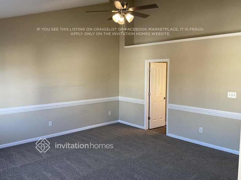 Building Photo - 849 Hedgepath Terrace