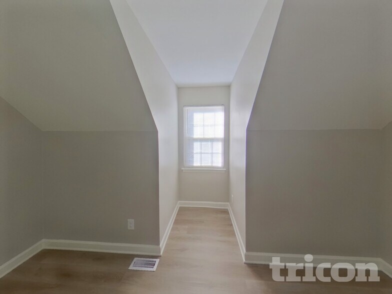 Building Photo - 8104 Lighthouse Way