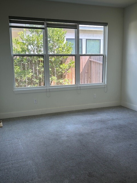 Building Photo - 10435 Anchorage Passage