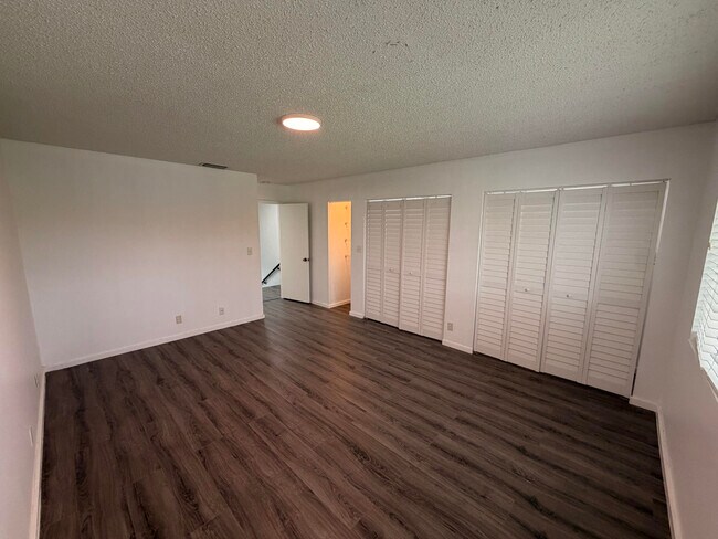 Building Photo - 9825 NW 37th St
