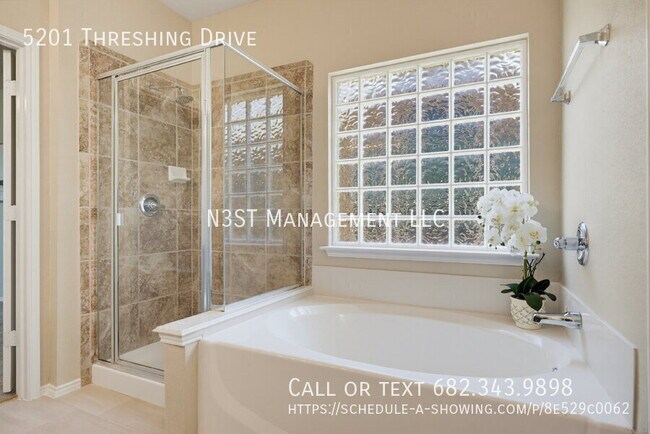 Building Photo - 5201 Threshing Dr