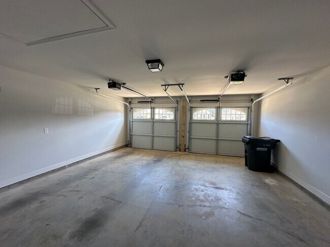 Building Photo - Beautiful Pike Road Home in Woodland Creek