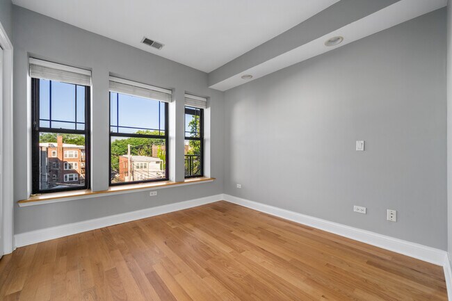 Building Photo - 7461 N Seeley Ave