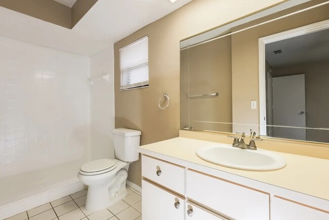 Building Photo - 1519 Kestrel Way