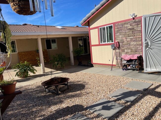 Building Photo - 13036 Sunbird Dr